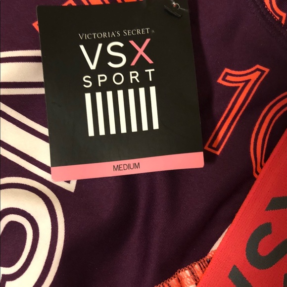 ⭐️Pink Sports Bra⭐️ - Picture 3 of 3